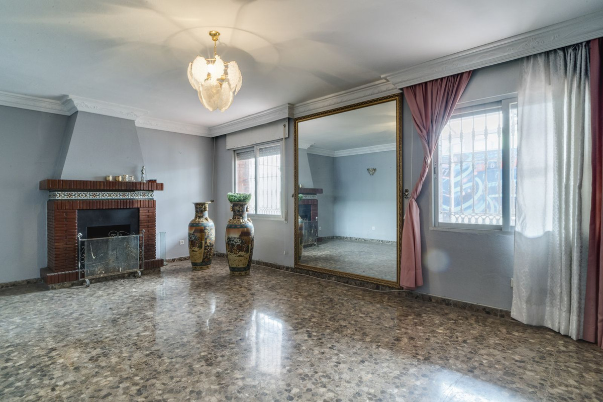 4 Bed Townhouse for sale in Marbella Costa Del Sol, Málaga, Spain