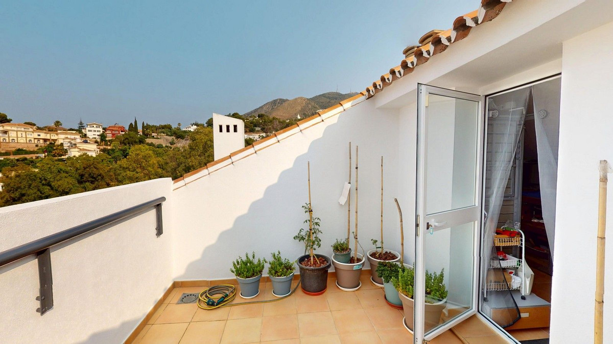 3 Bed Townhouse for sale in Benalmadena Costa Costa Del Sol, Málaga, Spain