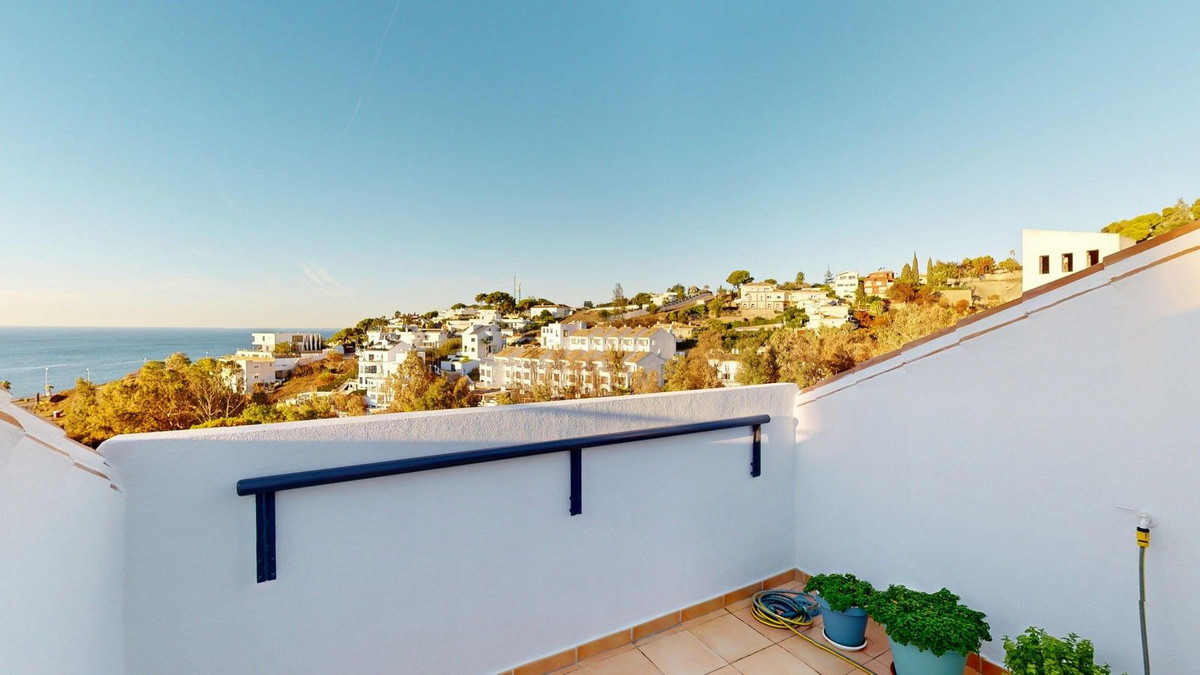 3 Bed Townhouse for sale in Benalmadena Costa Costa Del Sol, Málaga, Spain