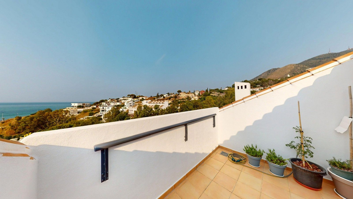 3 Bed Townhouse for sale in Benalmadena Costa Costa Del Sol, Málaga, Spain