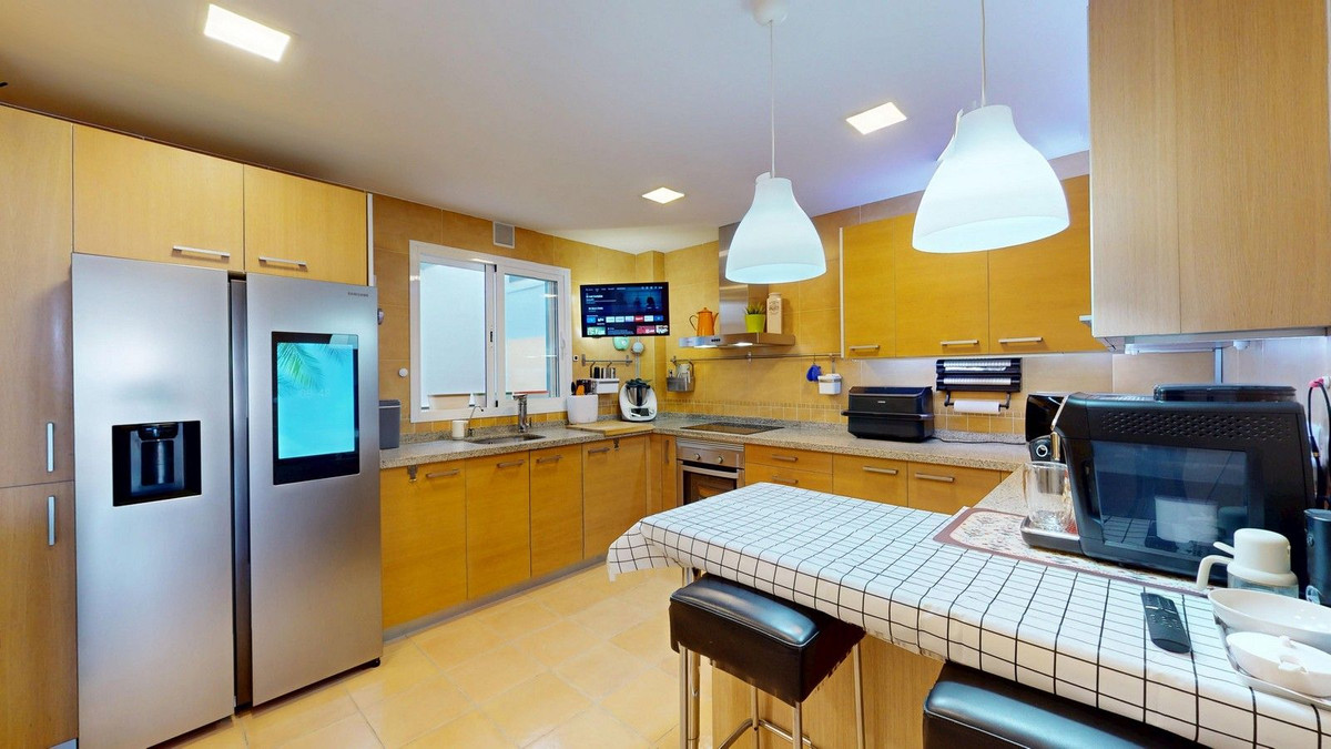 3 Bed Townhouse for sale in Benalmadena Costa Costa Del Sol, Málaga, Spain