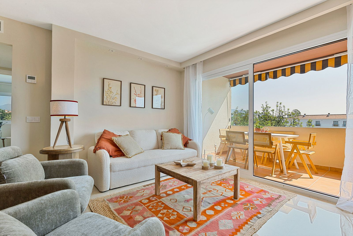 Se vende Apartamento Planta Media de 2 dormitorios en Costa Del Sol, Málaga, España
