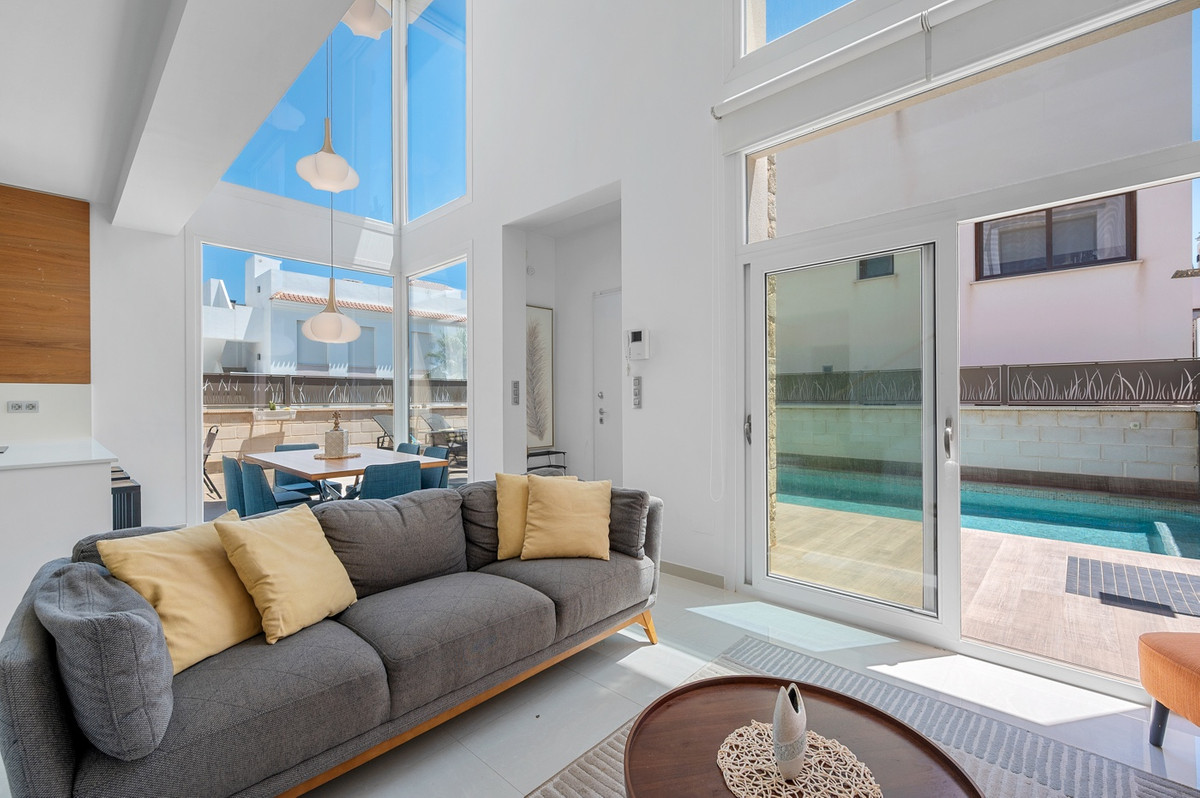 3 Bed Townhouse for sale in Ciudad Quesada Costa Blanca, Alicante, Spain