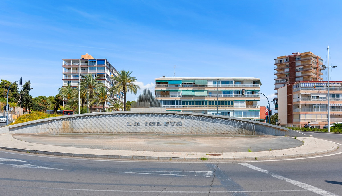 2 Bed Apartment for sale in Alicante Costa Blanca, Alicante, Spain