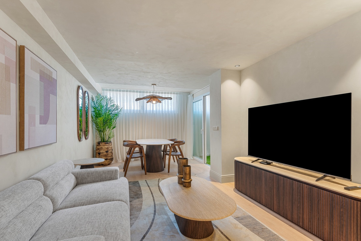 2 Bed Apartment for sale in Alicante Costa Blanca, Alicante, Spain