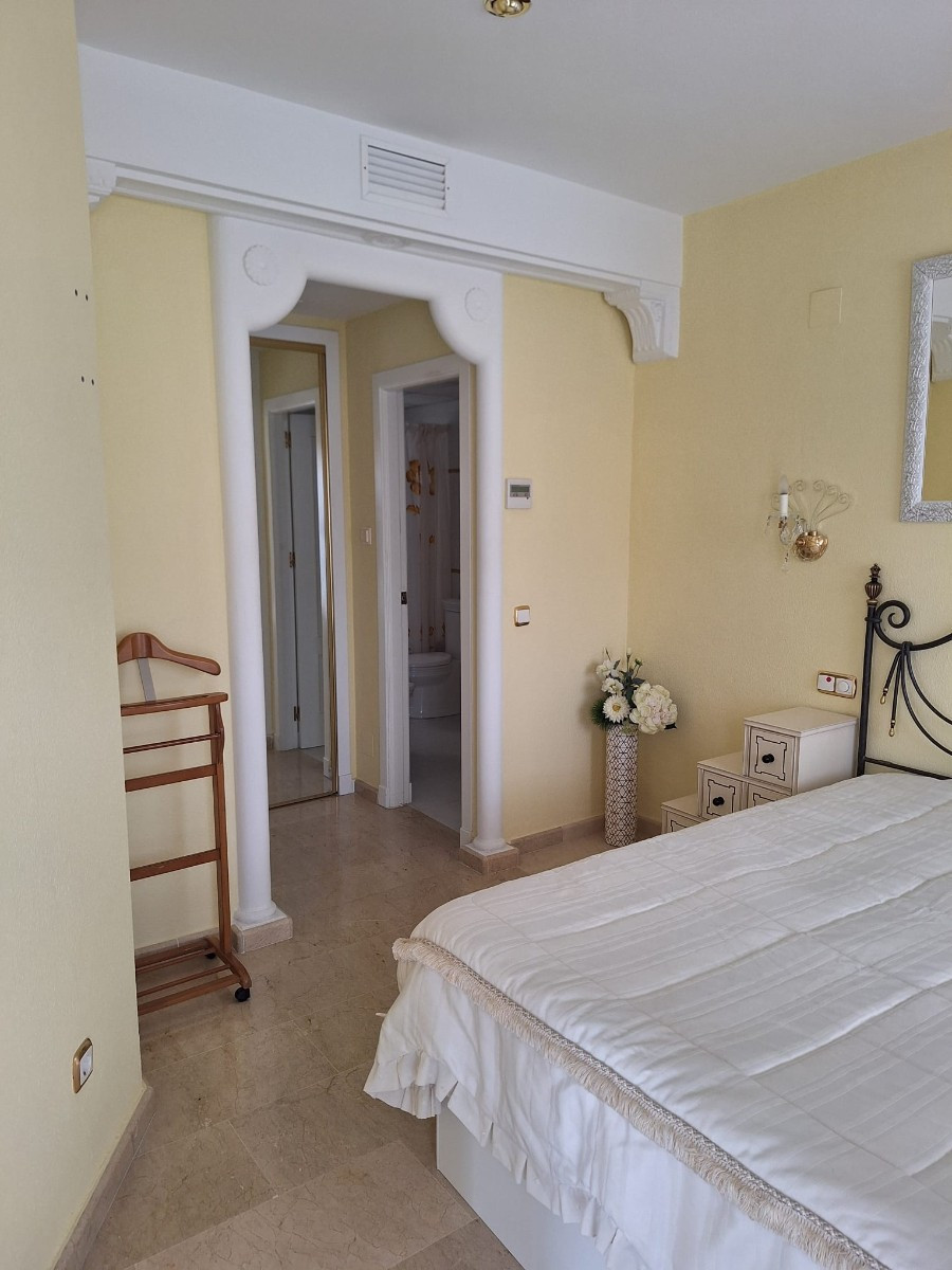 3 Bed Apartment for sale in Guardamar Del Segura Costa Blanca, Alicante, Spain