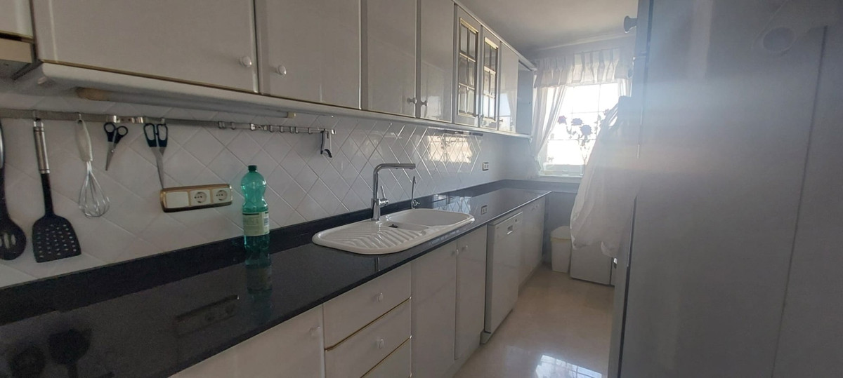 3 Bed Apartment for sale in Guardamar Del Segura Costa Blanca, Alicante, Spain