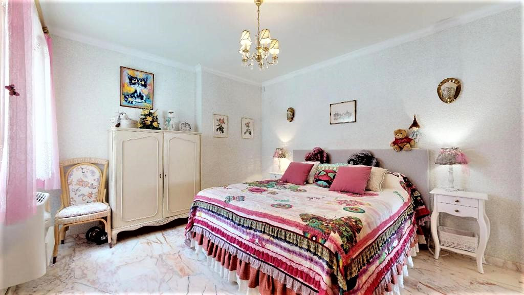 7 Bed Townhouse for sale in Calpe Costa Blanca, Alicante, Spain