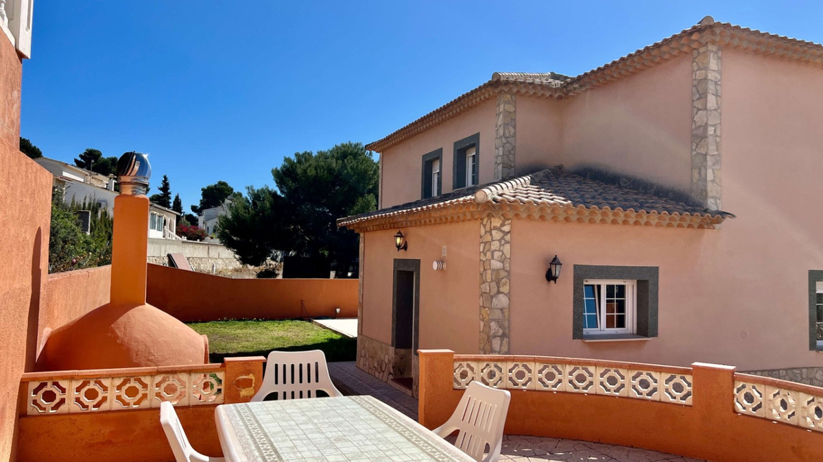 Se vende Villa - Chalet de 5 dormitorios en Costa Blanca, Alicante, España