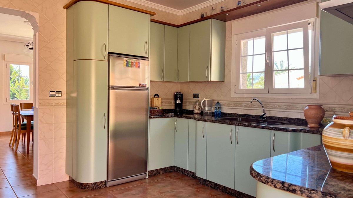 Se vende Villa - Chalet de 5 dormitorios en Costa Blanca, Alicante, España