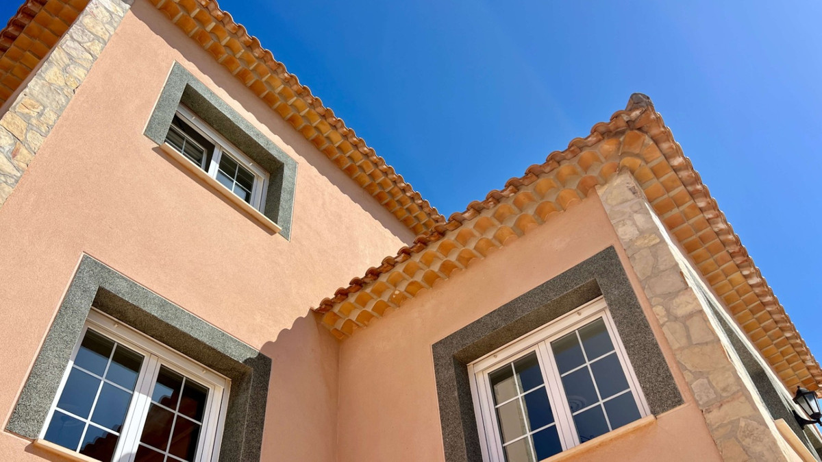 Se vende Villa - Chalet de 5 dormitorios en Costa Blanca, Alicante, España