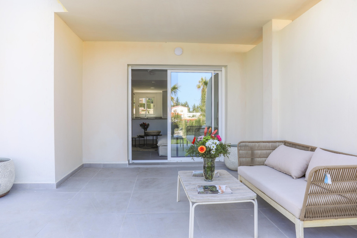 Se vende Apartamento Planta Baja de 2 dormitorios en Costa Blanca, Alicante, España
