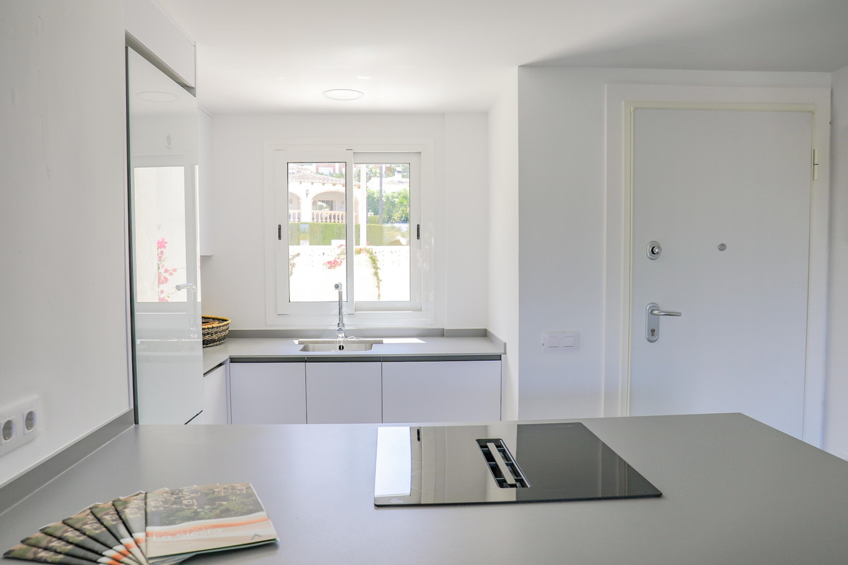 Se vende Apartamento Planta Baja de 2 dormitorios en Costa Blanca, Alicante, España