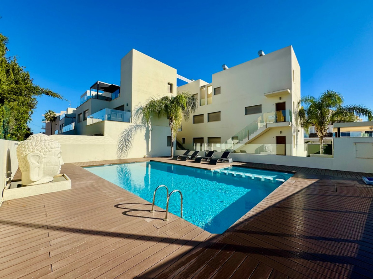 Se vende Apartamento Planta Baja de 3 dormitorios en Costa Blanca, Alicante, España