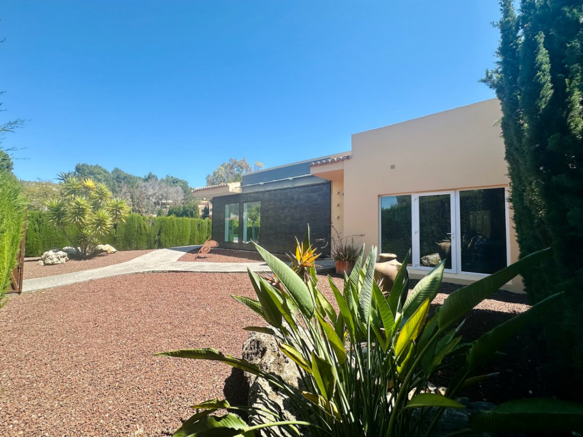 2 Bed Commercial unit for sale in Javea Costa Blanca, Alicante, Spain