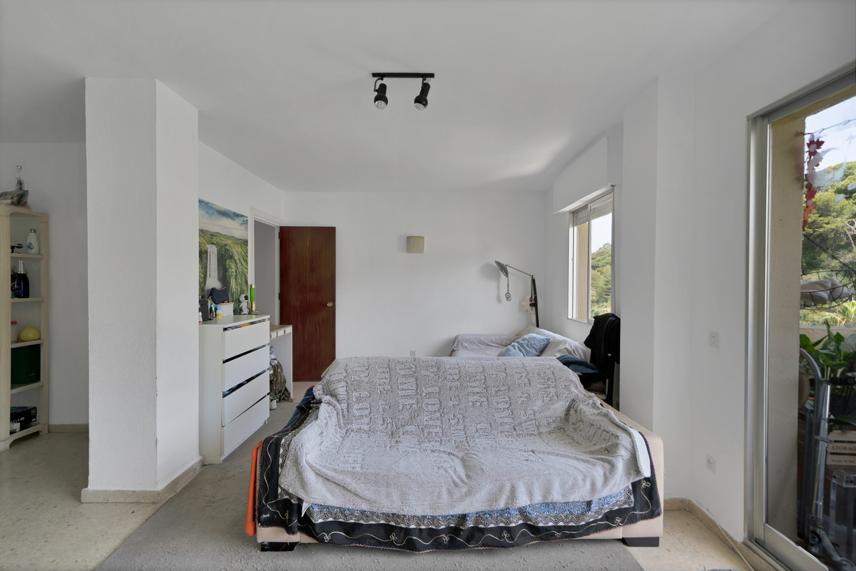 Se vende Apartamento Planta Media de 3 dormitorios en Costa Del Sol, Málaga, España
