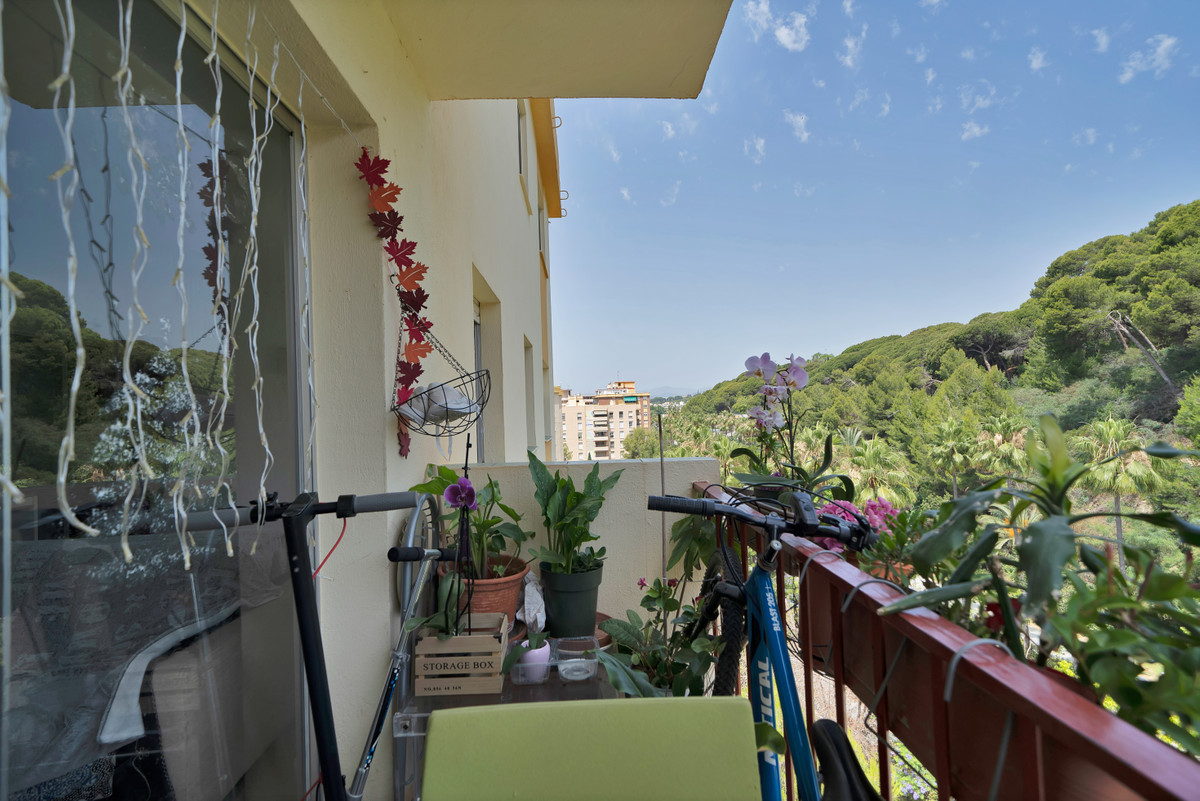 Se vende Apartamento Planta Media de 3 dormitorios en Costa Del Sol, Málaga, España