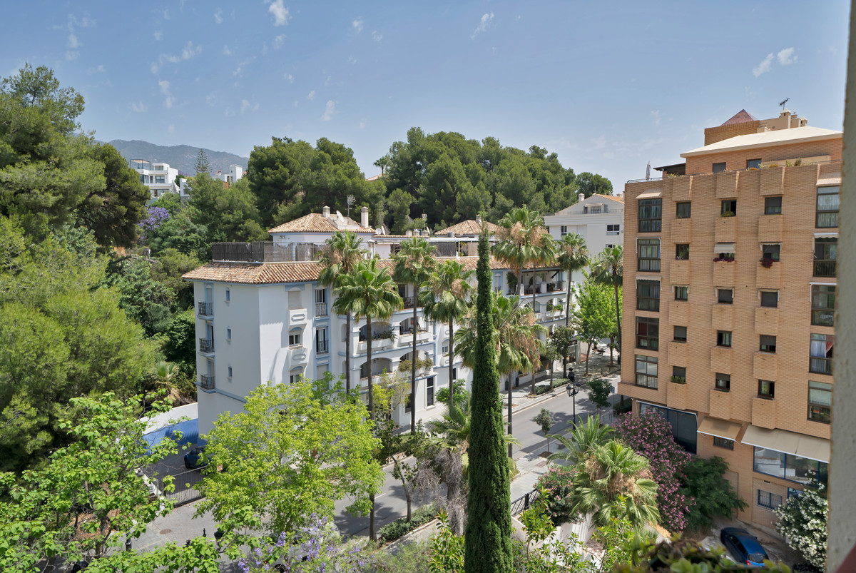 Se vende Apartamento Planta Media de 3 dormitorios en Costa Del Sol, Málaga, España