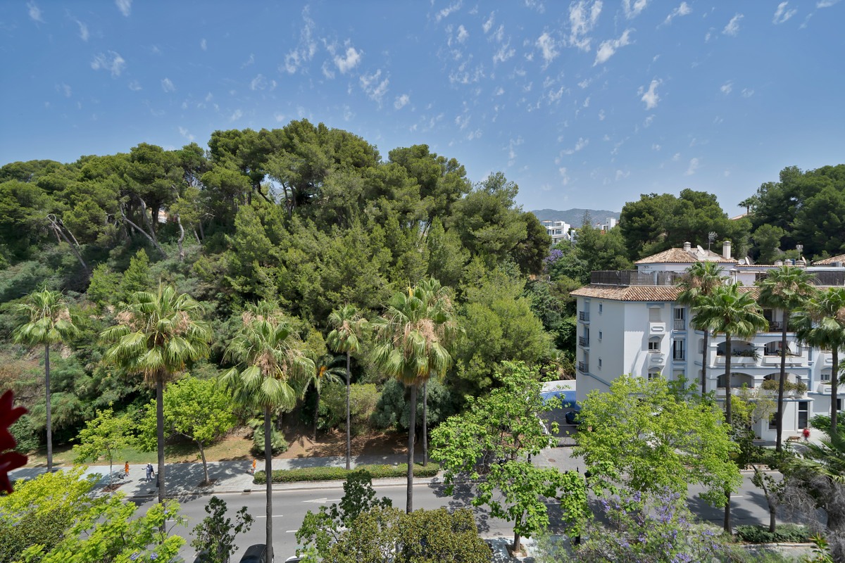 Se vende Apartamento Planta Media de 3 dormitorios en Costa Del Sol, Málaga, España