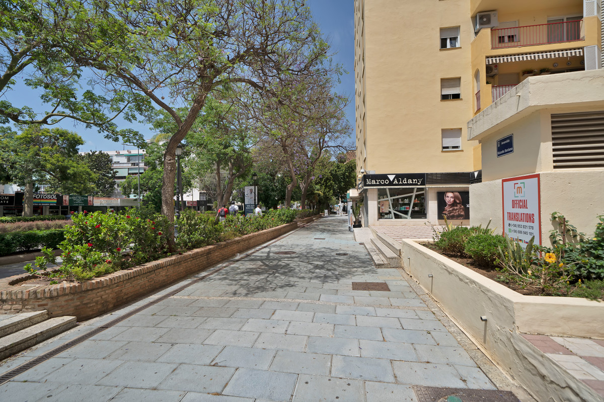 Se vende Apartamento Planta Media de 3 dormitorios en Costa Del Sol, Málaga, España