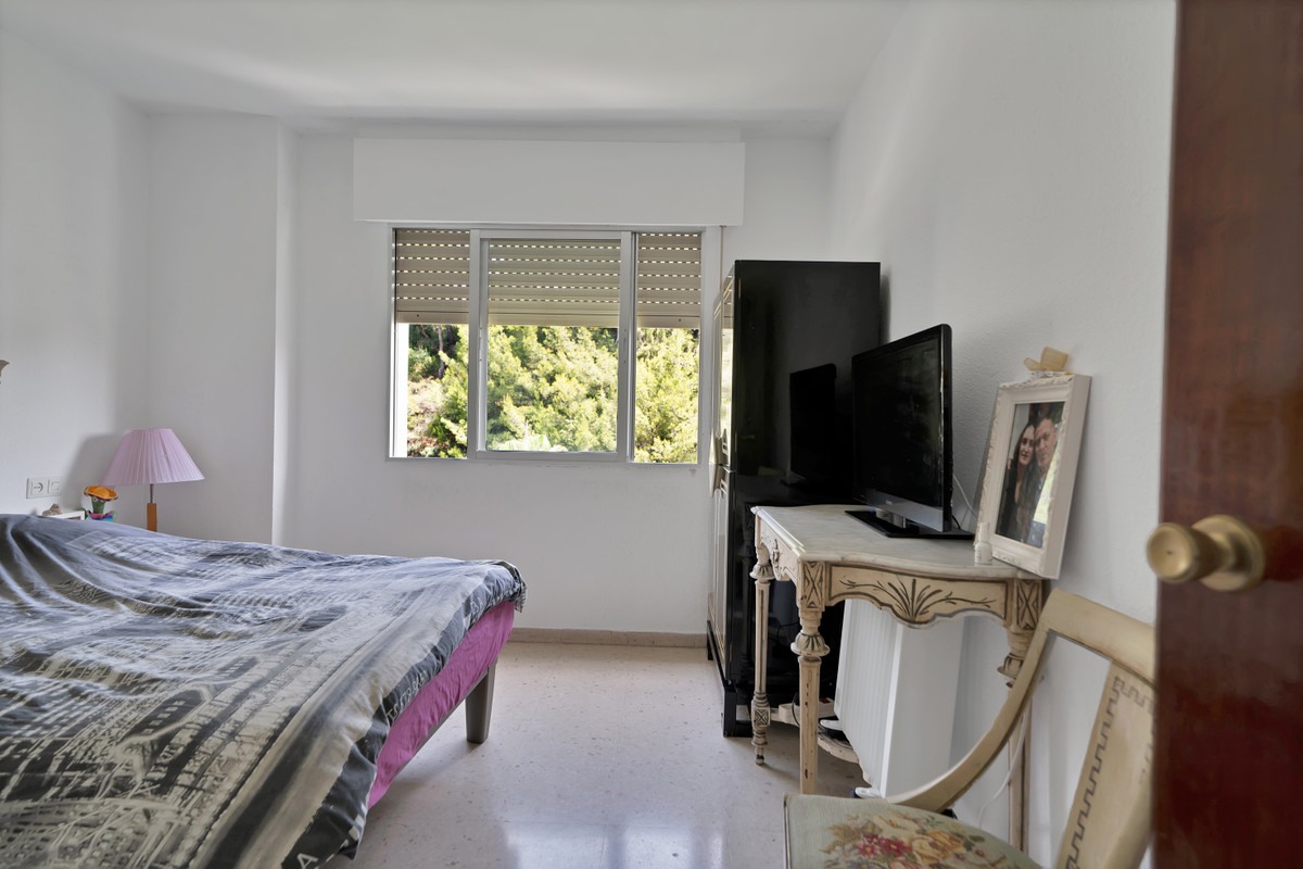 Se vende Apartamento Planta Media de 3 dormitorios en Costa Del Sol, Málaga, España