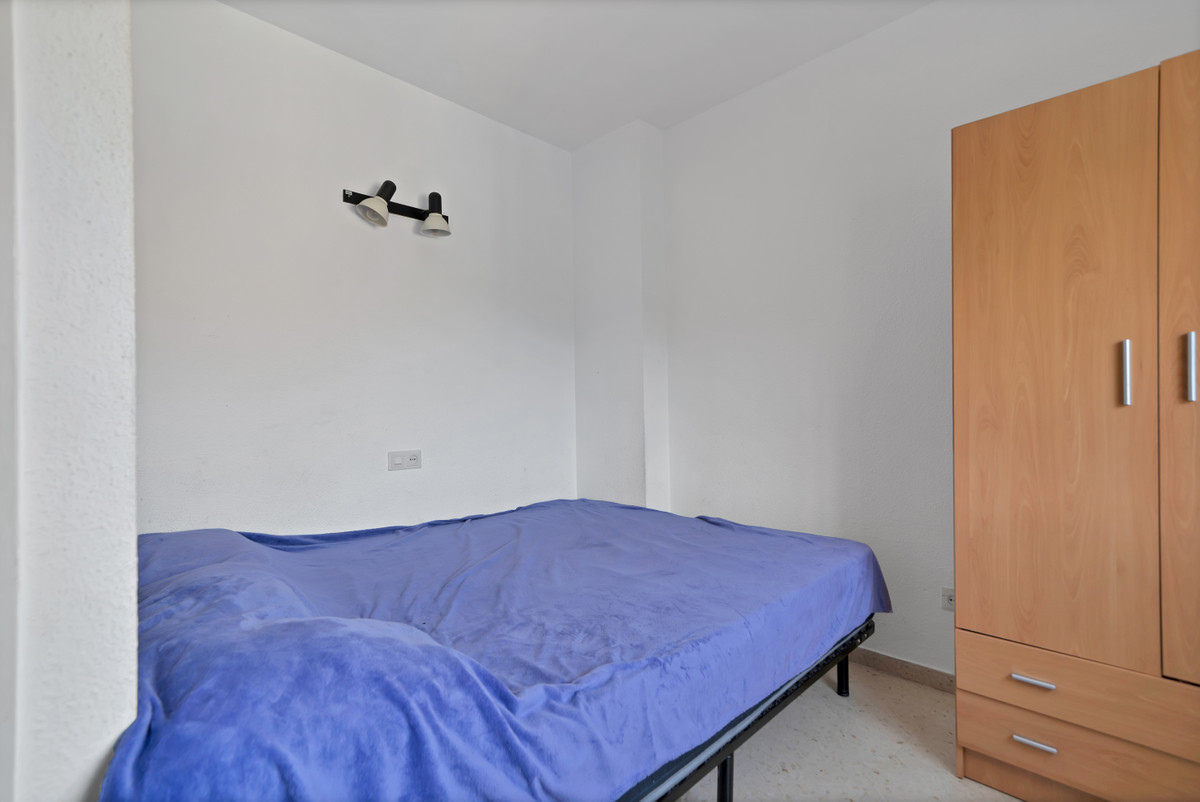 Se vende Apartamento Planta Media de 3 dormitorios en Costa Del Sol, Málaga, España