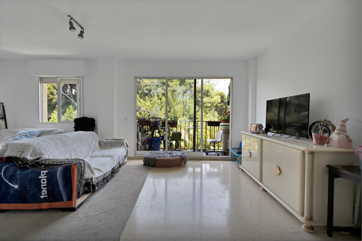 Se vende Apartamento Planta Media de 3 dormitorios en Costa Del Sol, Málaga, España