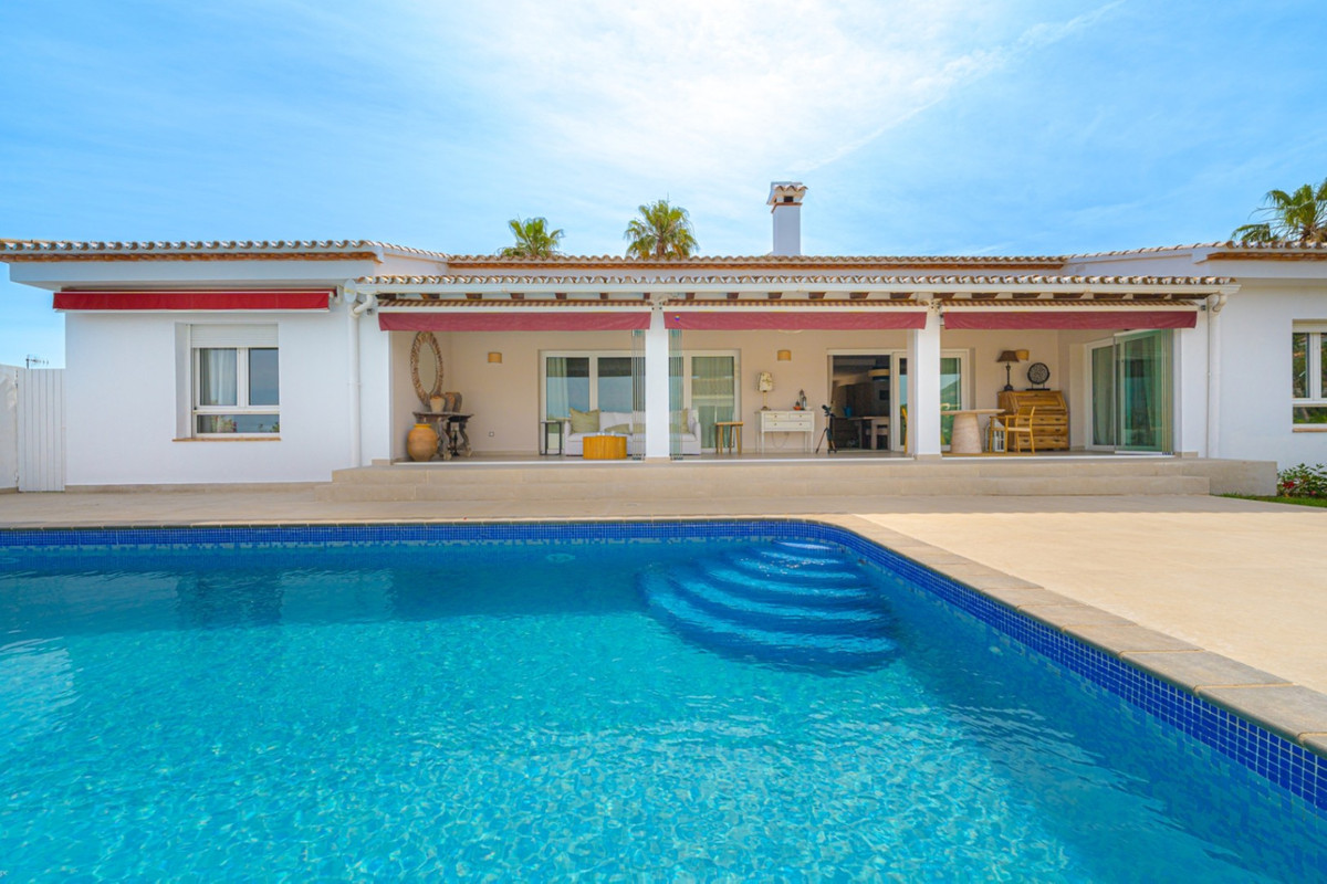 4 Bed Townhouse for sale in Denia Costa Blanca, Alicante, Spain