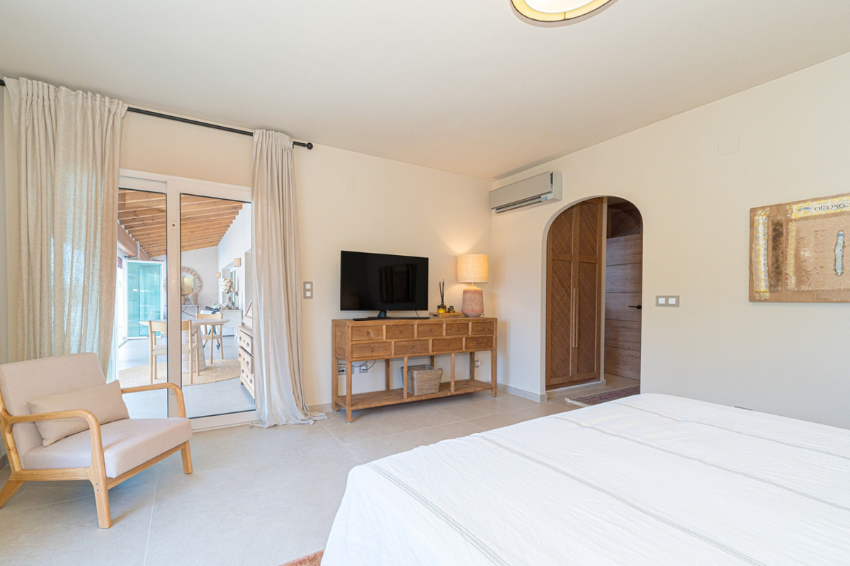 4 Bed Townhouse for sale in Denia Costa Blanca, Alicante, Spain
