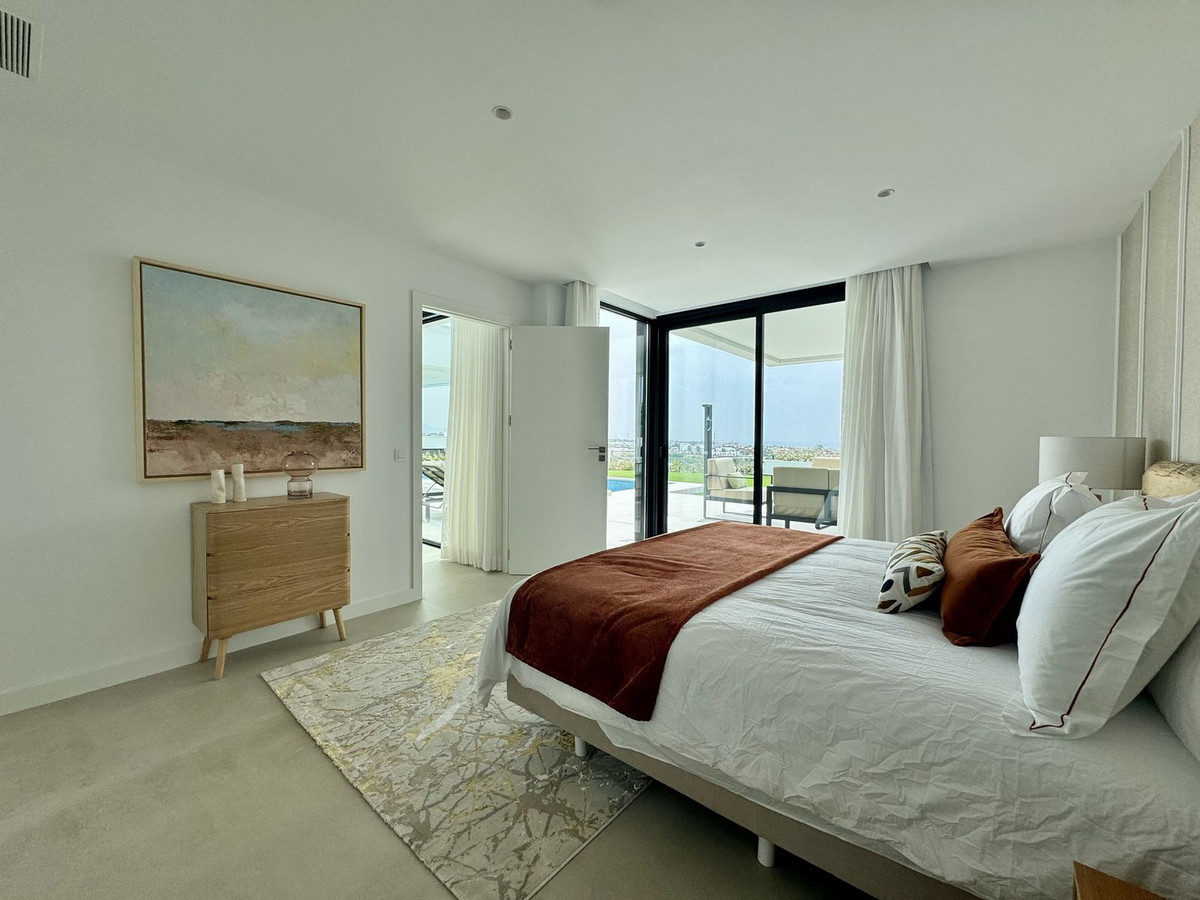 6 Bed Townhouse for sale in Cancelada Costa Del Sol, Málaga, Spain