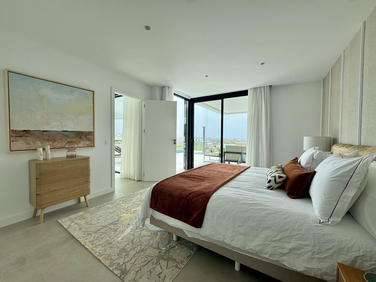 6 Bed Townhouse for sale in Cancelada Costa Del Sol, Málaga, Spain