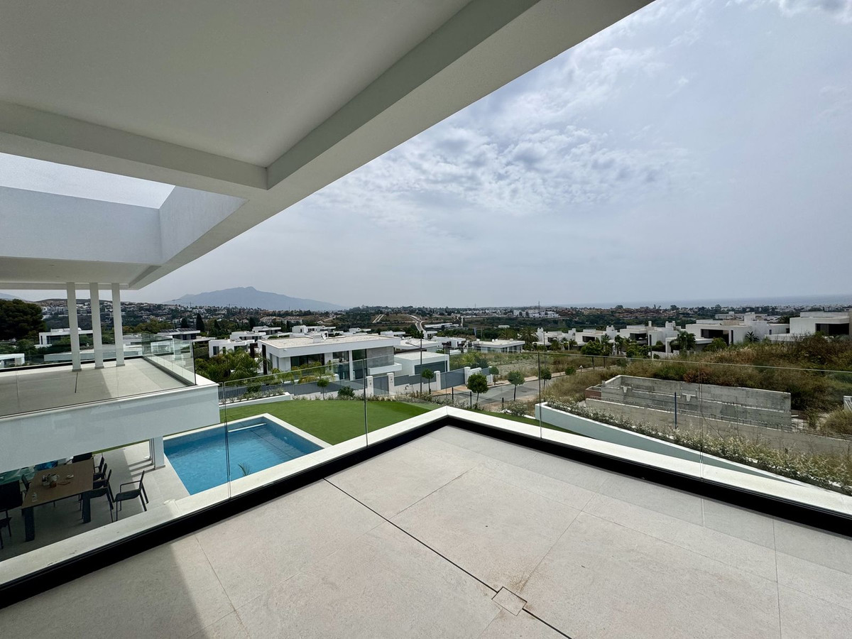 6 Bed Townhouse for sale in Cancelada Costa Del Sol, Málaga, Spain