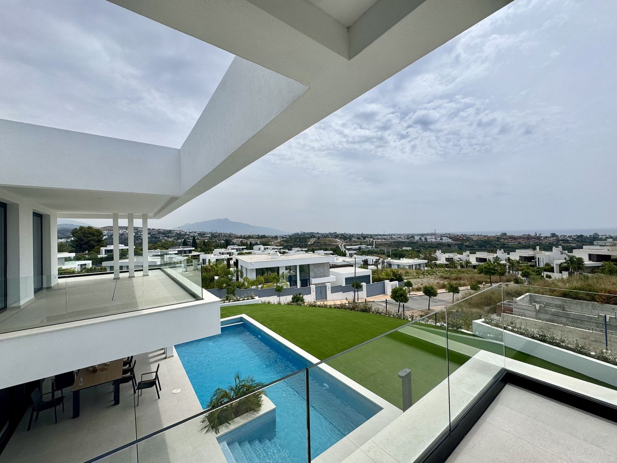 6 Bed Townhouse for sale in Cancelada Costa Del Sol, Málaga, Spain