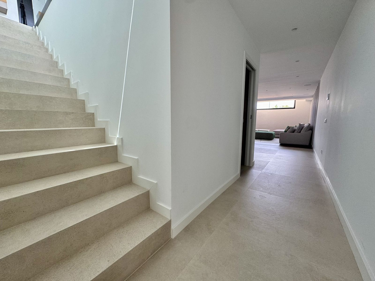 6 Bed Townhouse for sale in Cancelada Costa Del Sol, Málaga, Spain