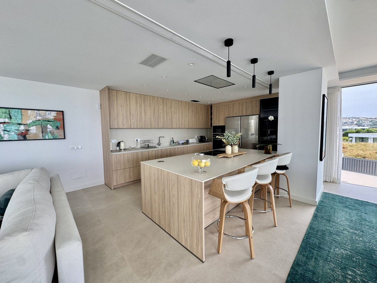 6 Bed Townhouse for sale in Cancelada Costa Del Sol, Málaga, Spain