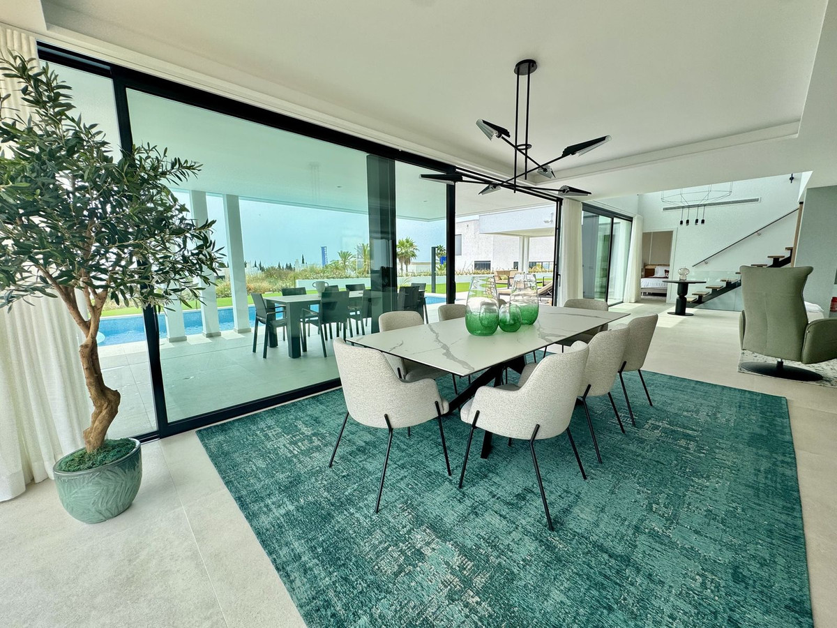 6 Bed Townhouse for sale in Cancelada Costa Del Sol, Málaga, Spain