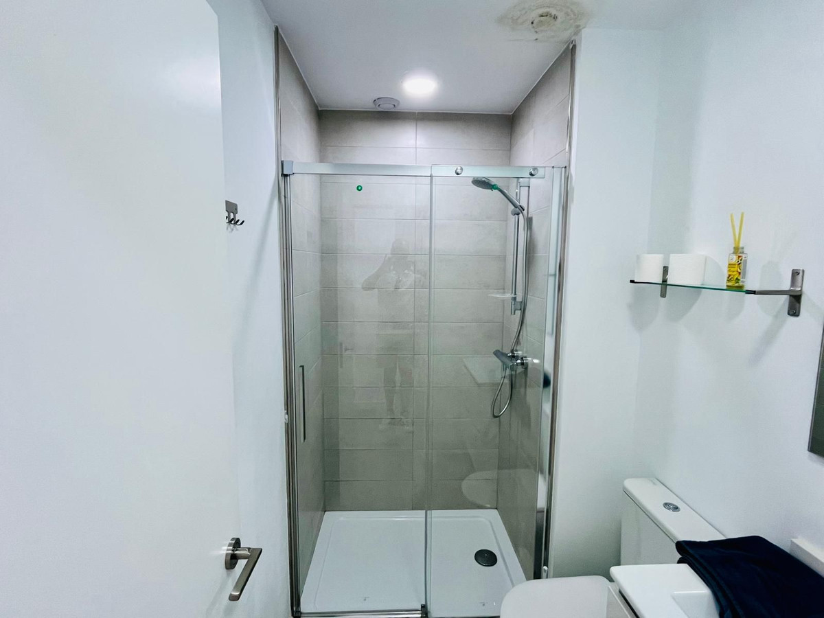 Se vende Apartamento Planta Baja de 2 dormitorios en Costa Del Sol, Málaga, España