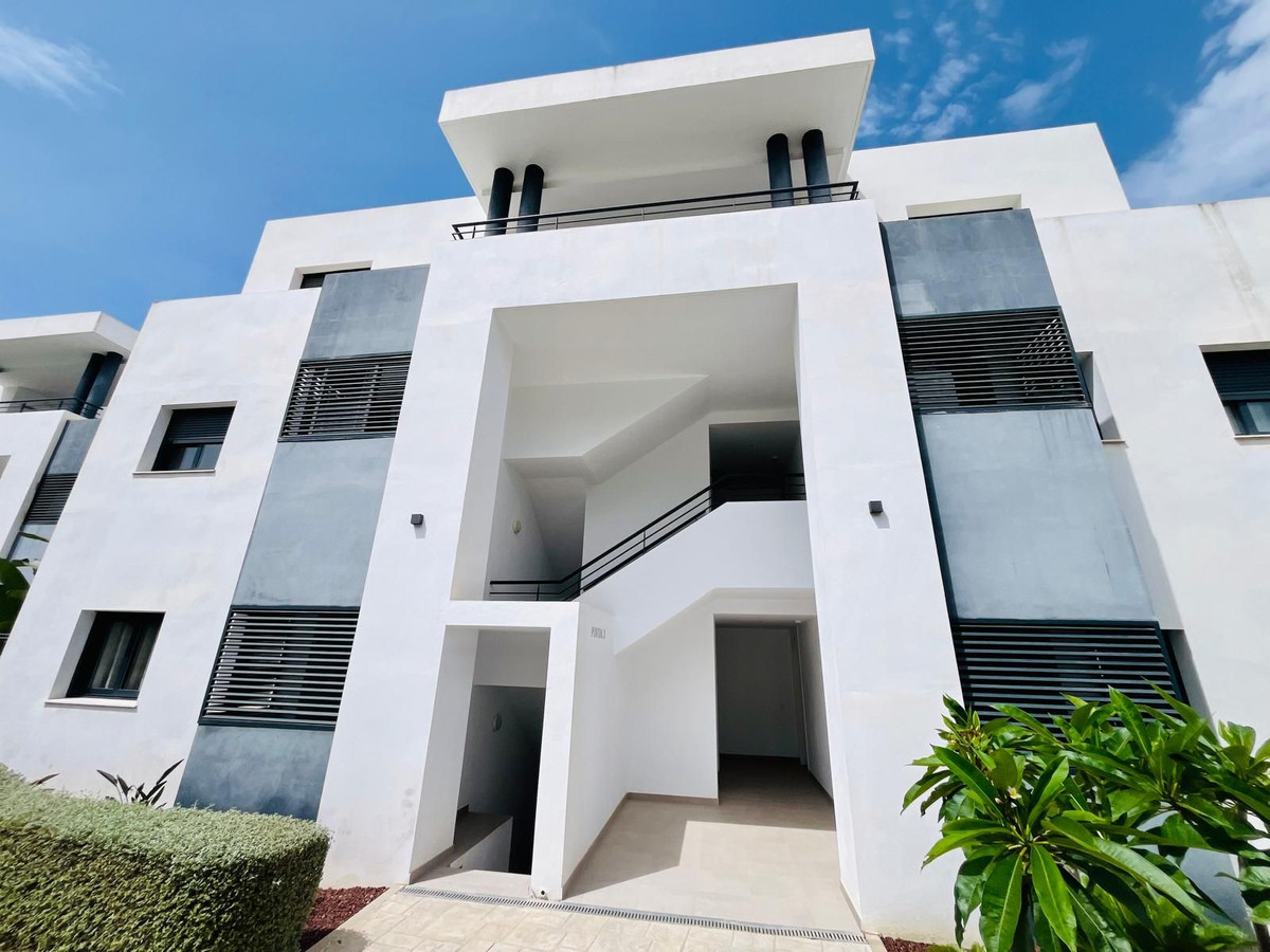 Se vende Apartamento Planta Baja de 2 dormitorios en Costa Del Sol, Málaga, España