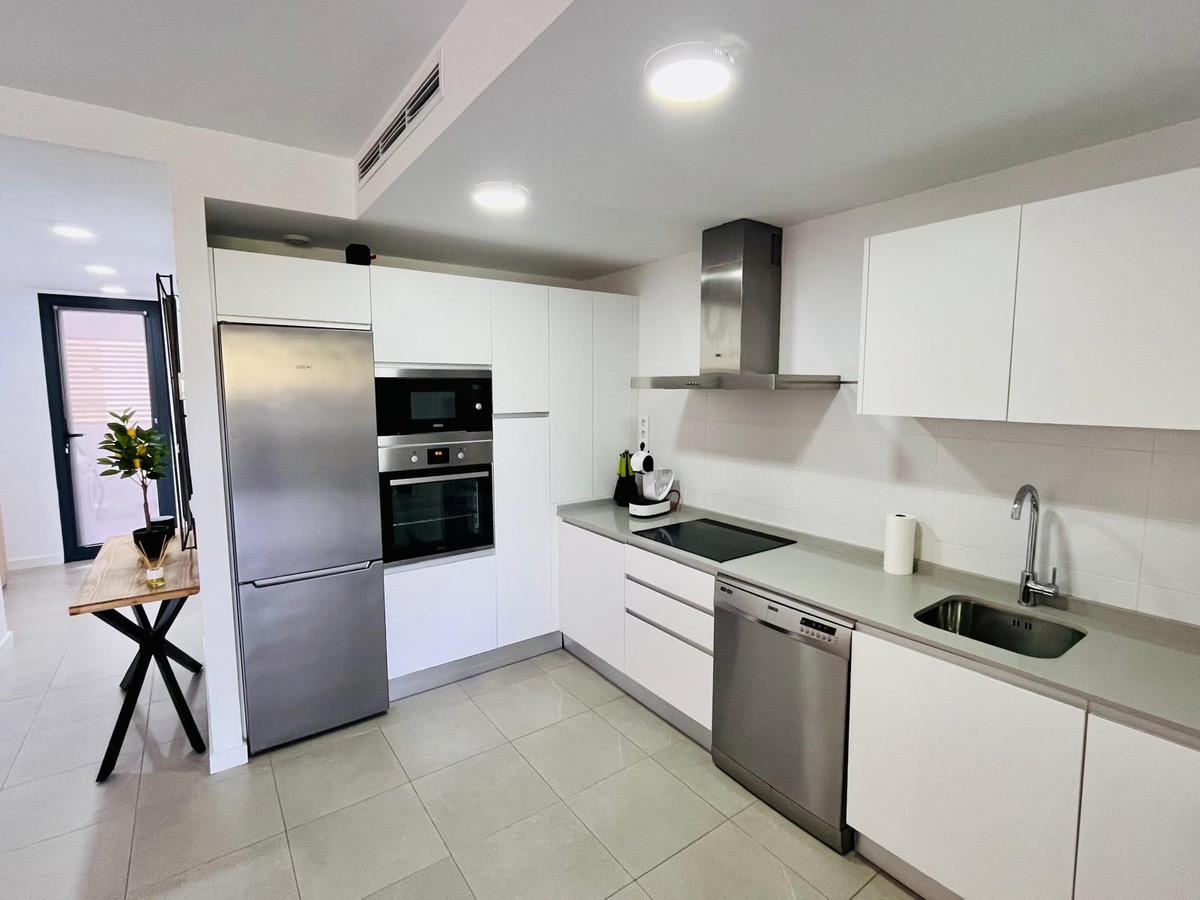 Se vende Apartamento Planta Baja de 2 dormitorios en Costa Del Sol, Málaga, España