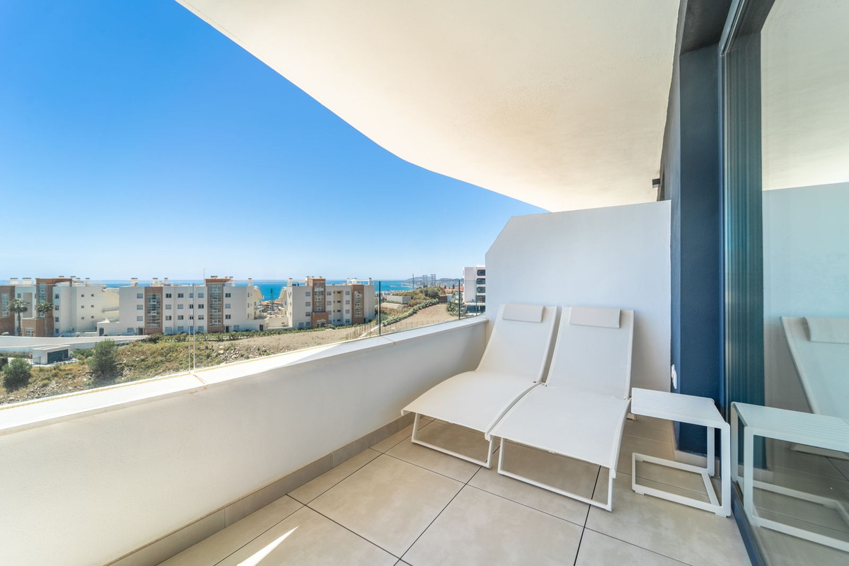 2 Bed Apartment for sale in Fuengirola Costa Del Sol, Málaga, Spain