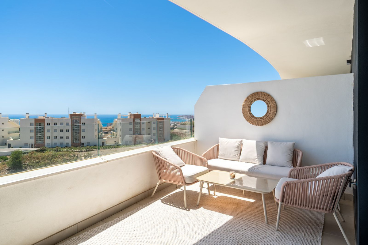 2 Bed Apartment for sale in Fuengirola Costa Del Sol, Málaga, Spain
