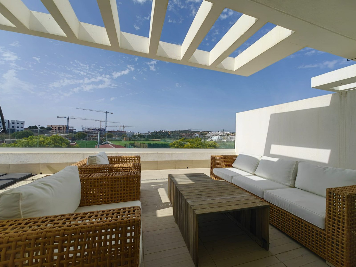 3 Bed Apartment for sale in Estepona Costa Del Sol, Málaga, Spain