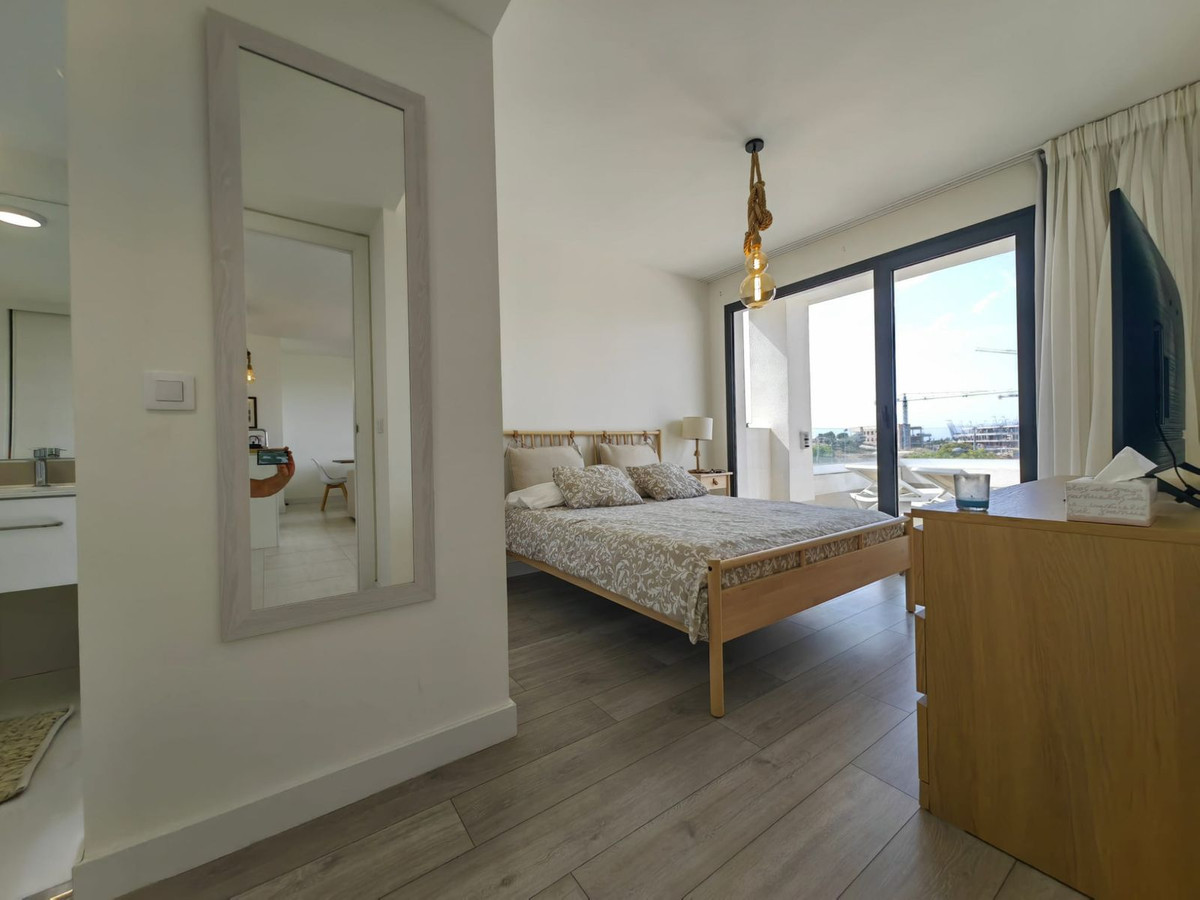 3 Bed Apartment for sale in Estepona Costa Del Sol, Málaga, Spain