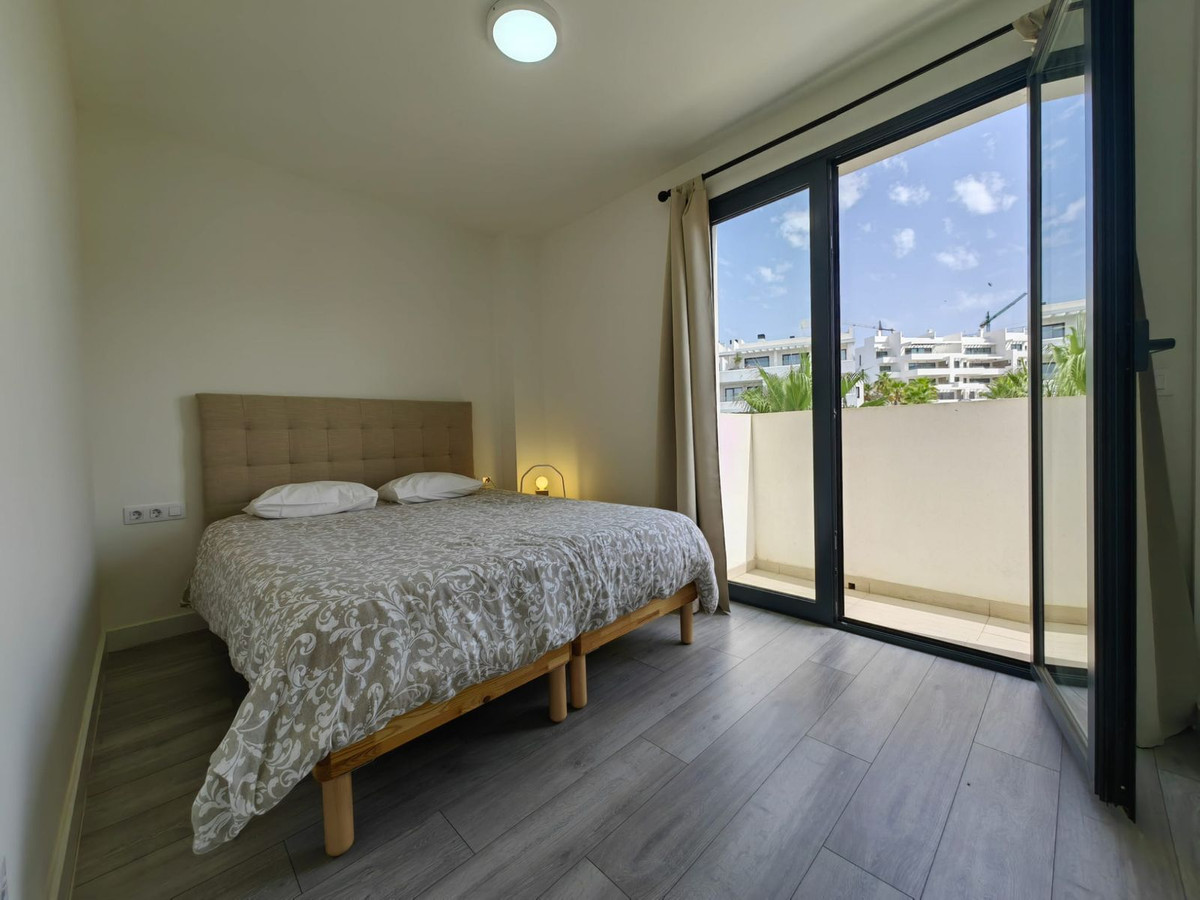 3 Bed Apartment for sale in Estepona Costa Del Sol, Málaga, Spain