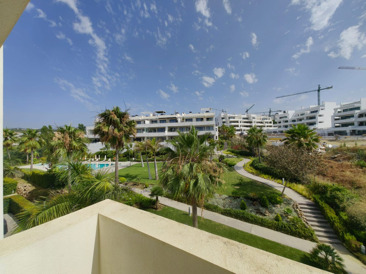 3 Bed Apartment for sale in Estepona Costa Del Sol, Málaga, Spain