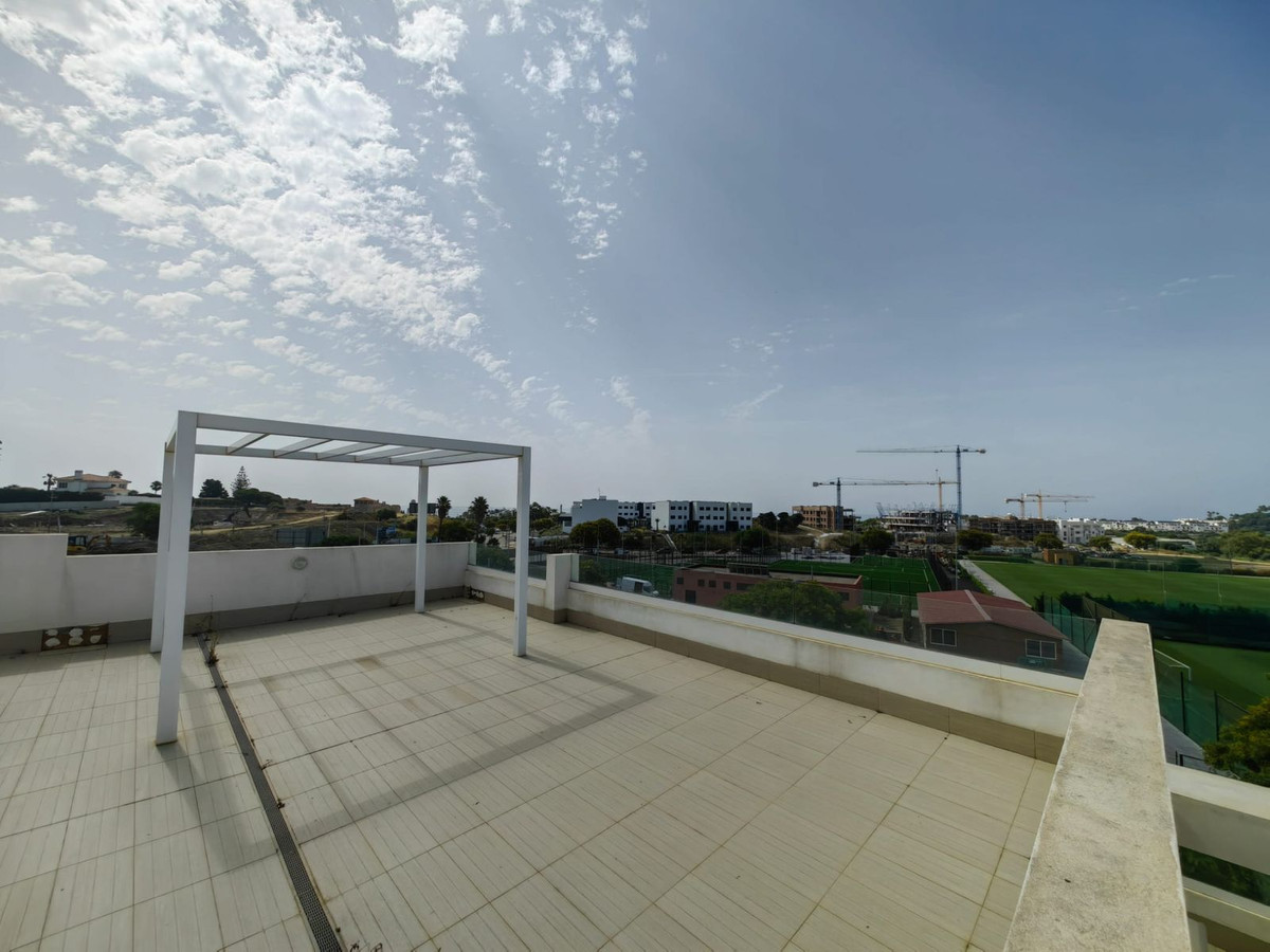 3 Bed Apartment for sale in Estepona Costa Del Sol, Málaga, Spain