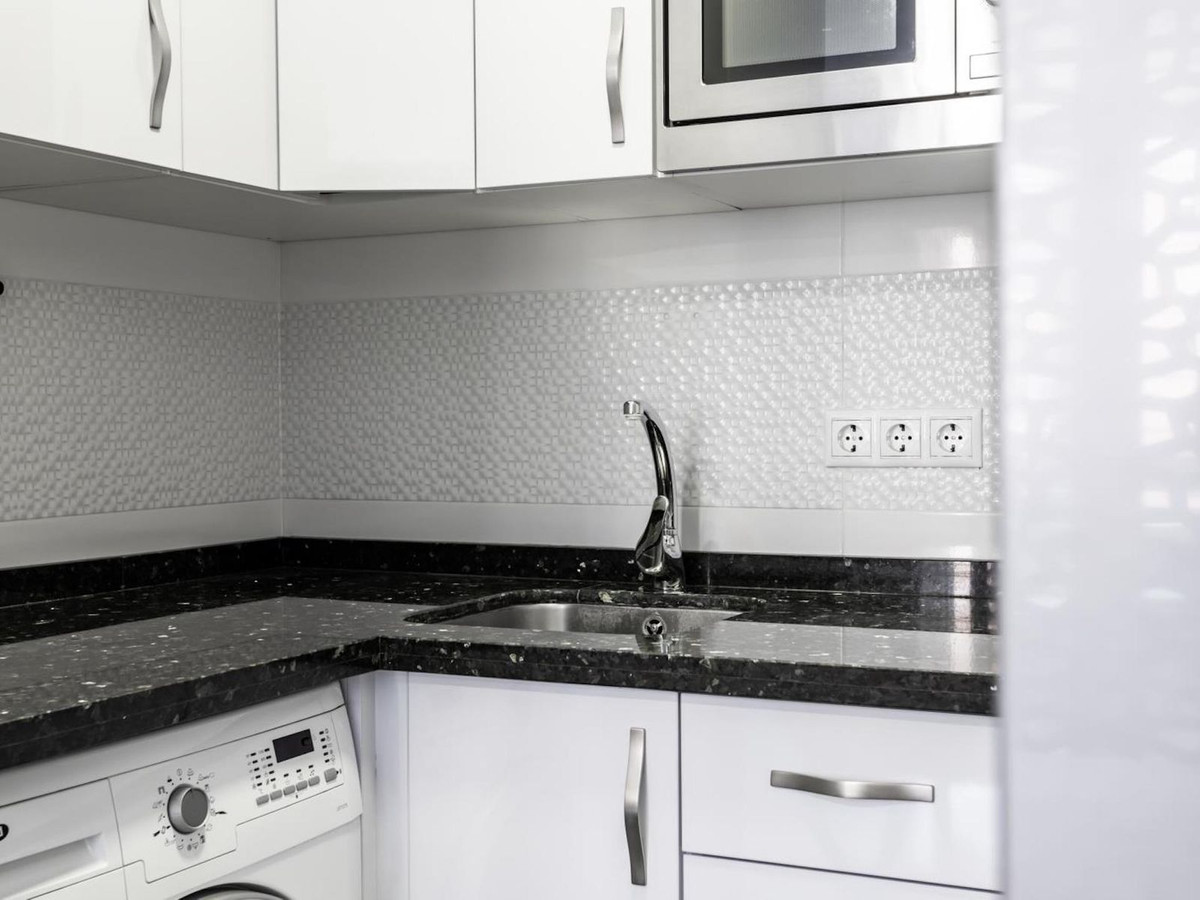 Se vende Estudio Planta Media  en Costa Del Sol, Málaga, España