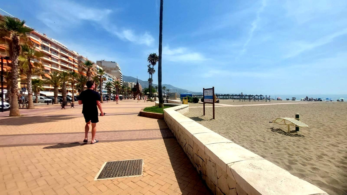Commercial unit for sale in Los Boliches Costa Del Sol, Málaga, Spain