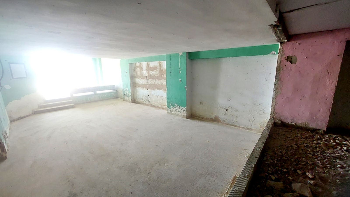 Commercial unit for sale in Los Boliches Costa Del Sol, Málaga, Spain