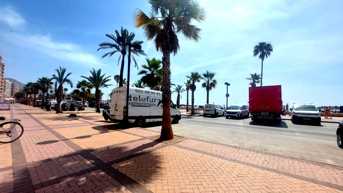 Commercial unit for sale in Los Boliches Costa Del Sol, Málaga, Spain